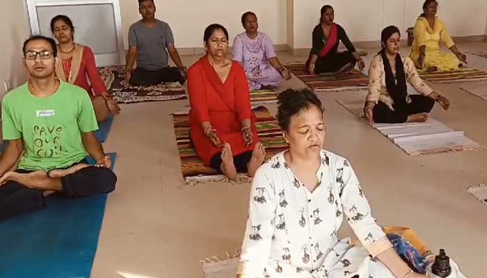 yoga nahan