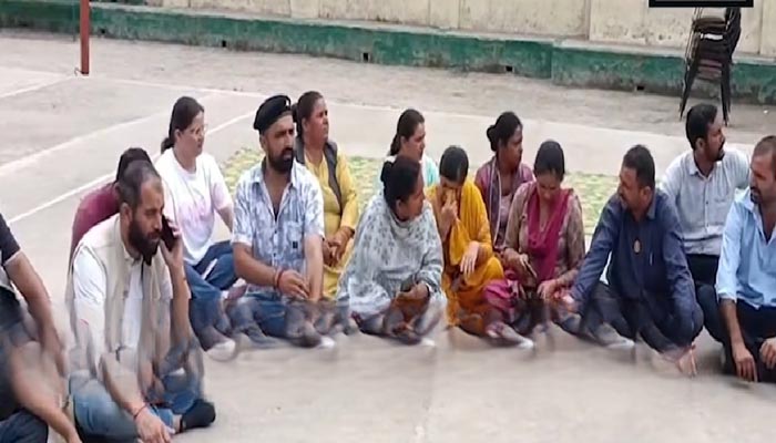 शर्मसार हुई शिक्षा व्यवस्था,गणित शिक्षक