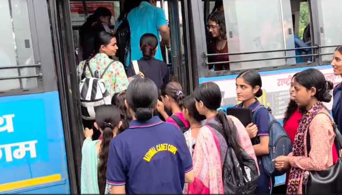 गर्ल्स हॉस्टल से कॉलेज तक HRTC बस