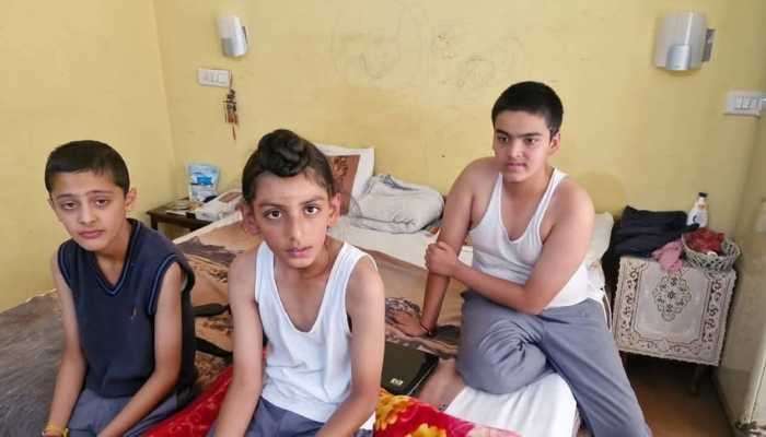 तीन छात्रों को सुरक्षित बरामद