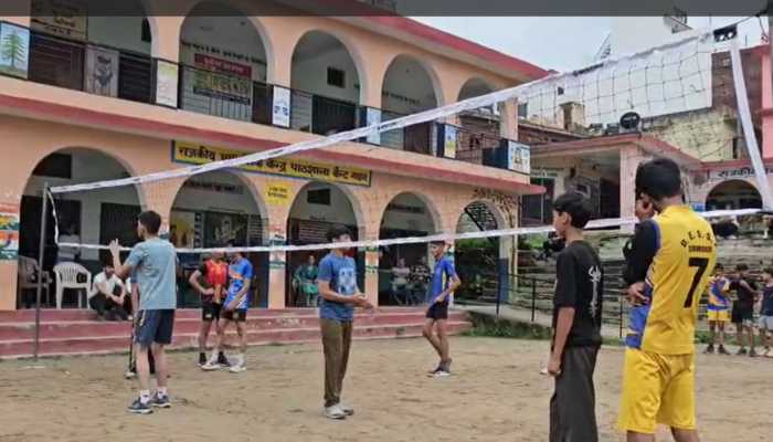 U-15 वॉलीबॉल ट्रायल